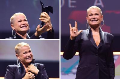 CCXP 2023: Xuxa Meneghel ganha troféu e recebe homenagem